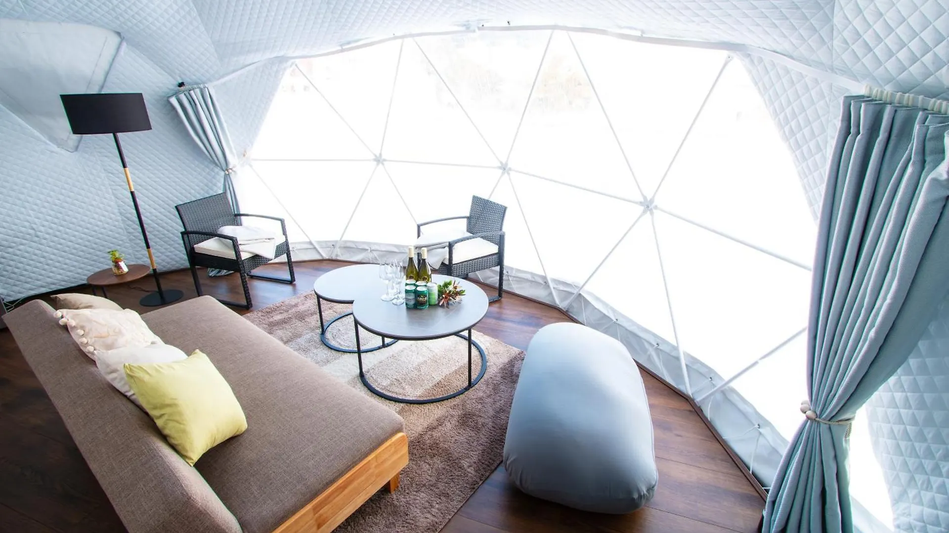 Yukara Glamping 北海道大沼公園 Hotel Nanae Japan